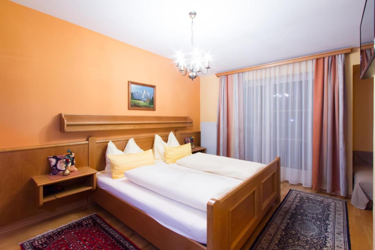 Hotel Gasthof Brueggler Радштадт Экстерьер фото